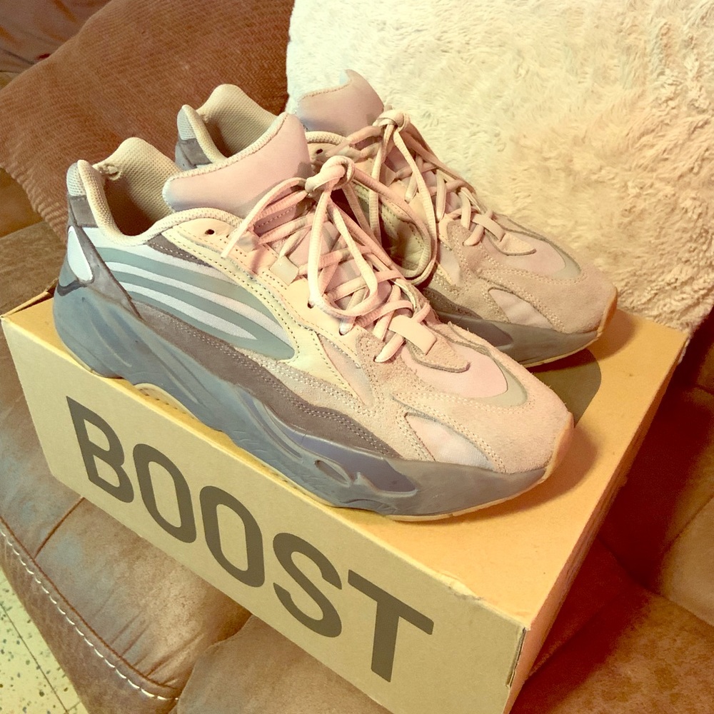Yeezy Boost 700 V2 Tephra Size 12
